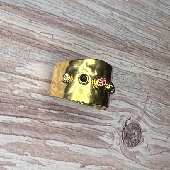 Hammered Gold Rhinestone Cuff Ring - Picture 6 of 9